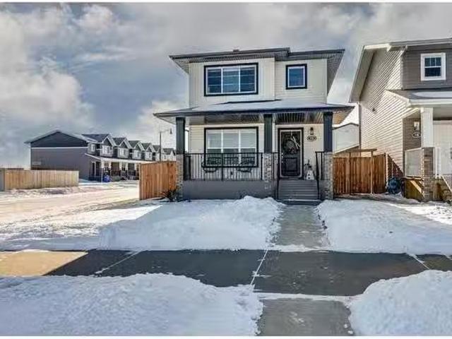 House for sale in Penhold, Alberta