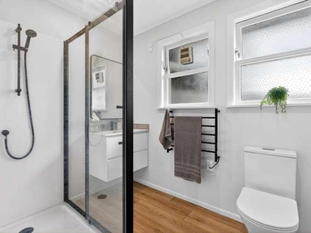 House for sale in Days Bay, Wellington