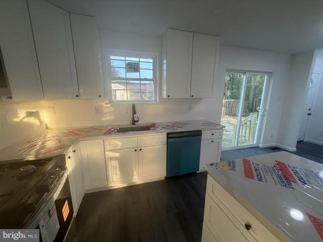 House for sale in Deepwater, New Jersey