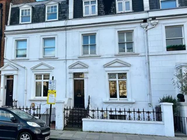 House for rent in Brompton, Greater London
