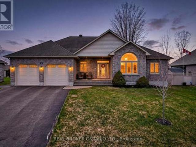 House for sale in South Stormont, Ontario