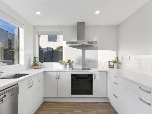 House for sale in Papakura