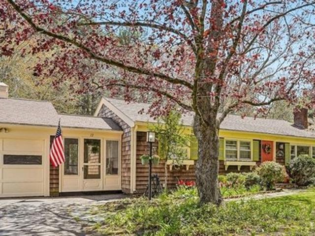 House for sale in Franklin, Massachusetts