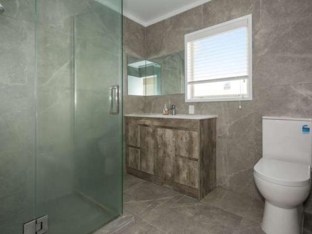House for rent in Northcote, Kaipātiki