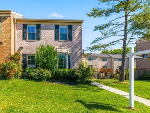 Townhouse for sale in Nottingham, Maryland