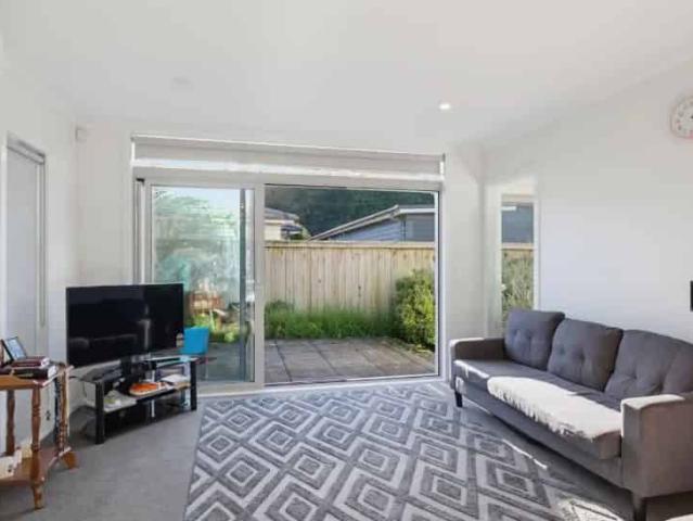 Townhouse for rent in Days Bay, Wellington