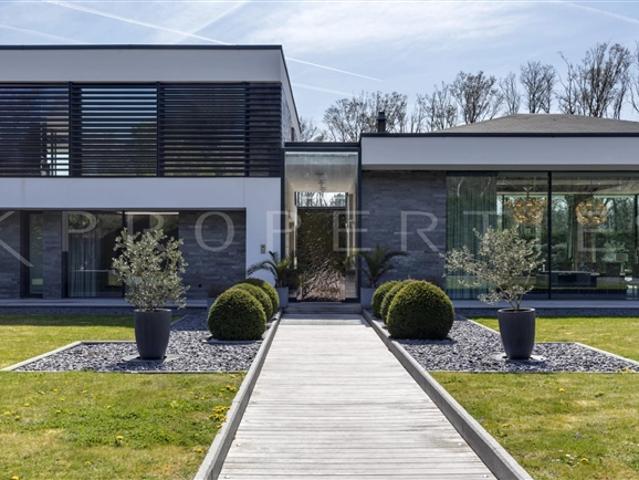 Einfamilienhaus kaufen in Mies, Waadt