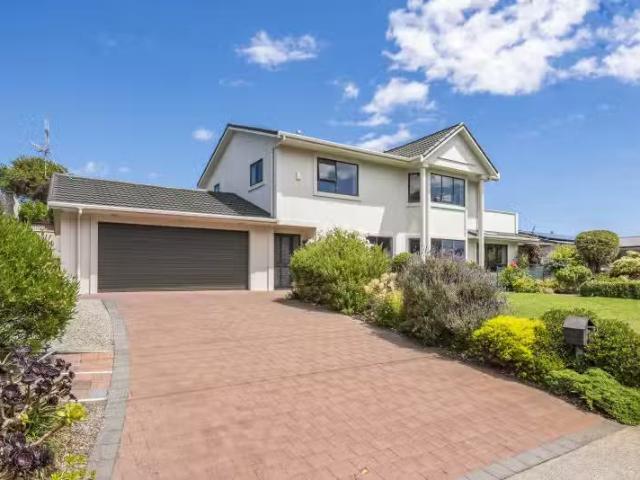 House for sale in Paraparaumu, Wellington