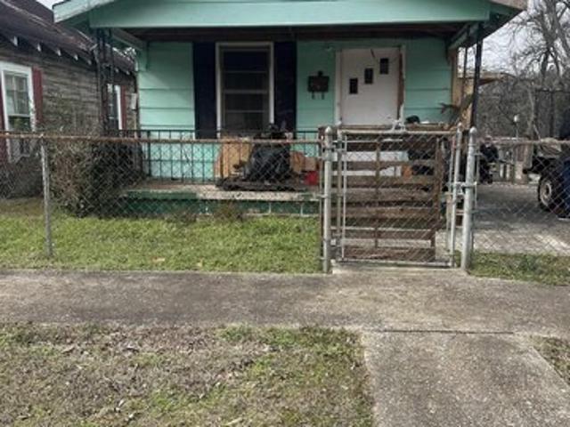 House for sale in Anniston, Alabama