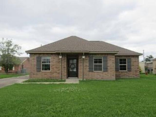 House for sale in Sulphur