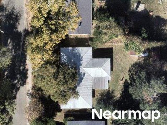 House for sale in Henderson, Texas