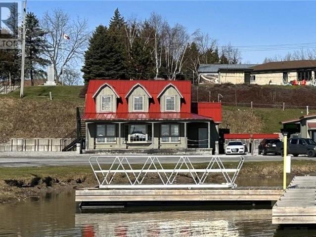 Duplex for sale in Port Rowan, Ontario