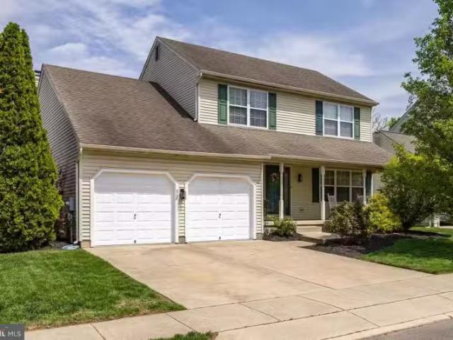 House for sale in Sewell
