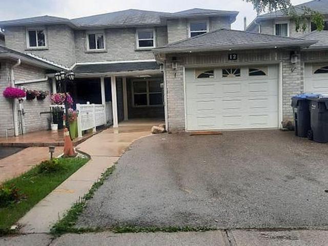 Townhouse for rent in Woburn, Ontario