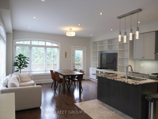 Townhouse for sale in Woburn, Ontario