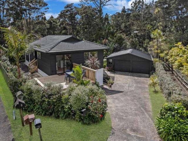 House for sale in Titirangi, Waitākere Ranges