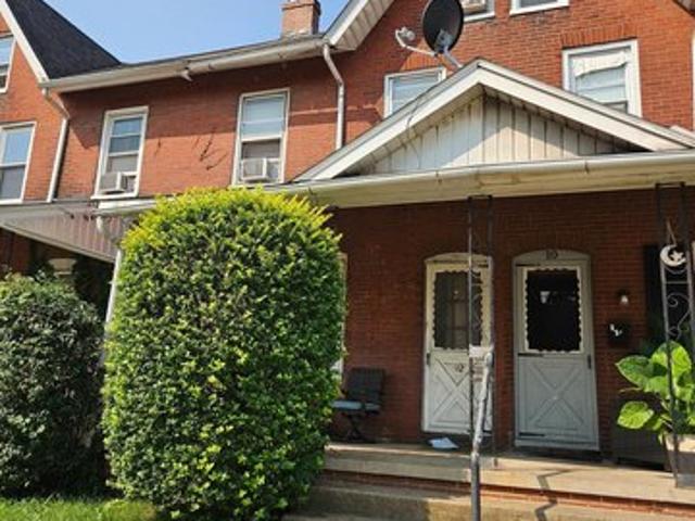 Townhouse for sale in Chester, Pennsylvania