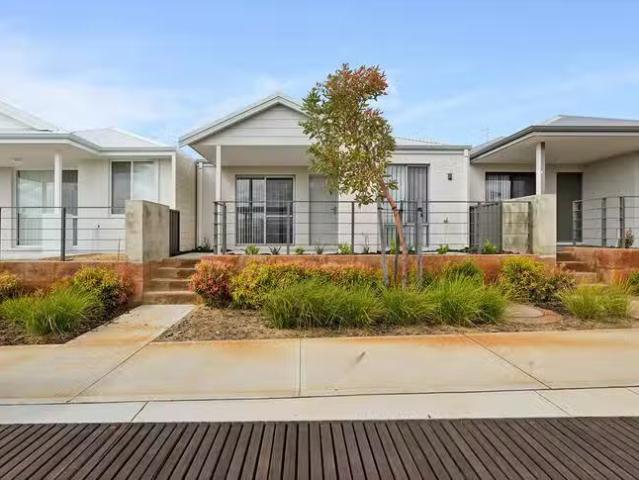 House for rent in Champion Lakes, Western Australia