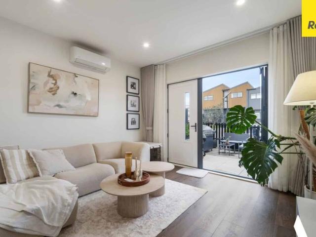 Townhouse for rent in East Tamaki, Oroua County