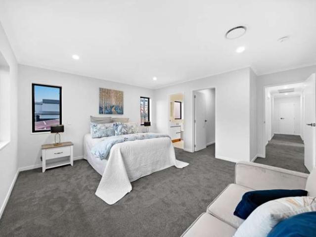 House for sale in Karaka, Franklin