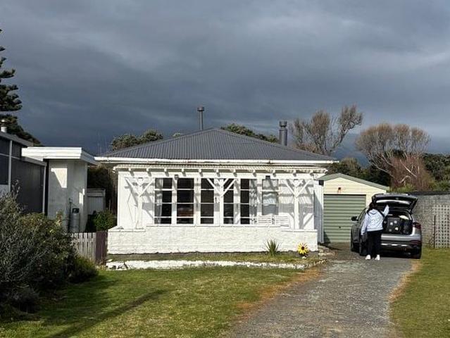 House for rent in Ōtaki Beach, Kāpiti Coast District