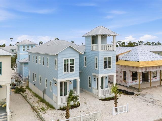 House for sale in Orange Beach, Alabama