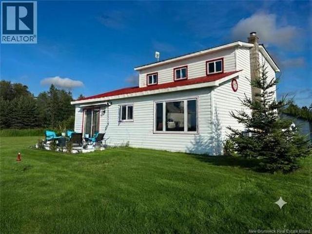 House for sale in Miramichi Bay, New Brunswick