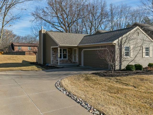 Condo for sale in Moline, Illinois