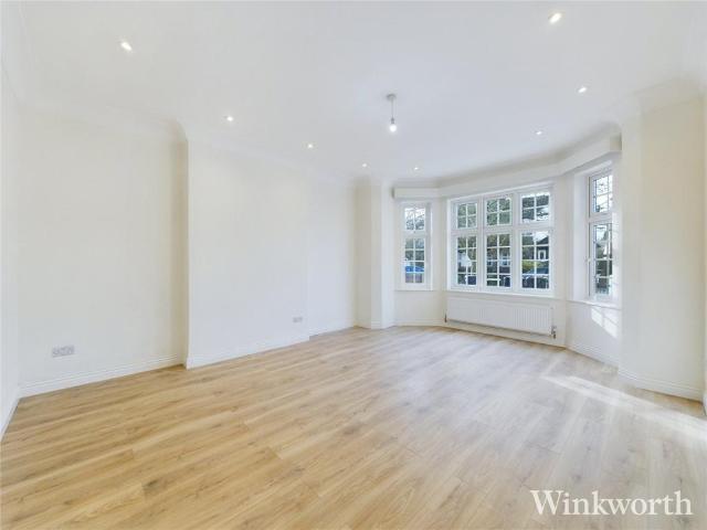 House for rent in London Borough of Ealing, Greater London