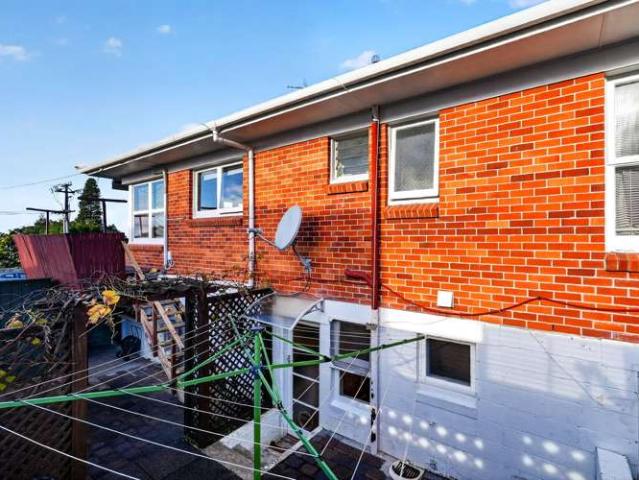 House for sale in Wairau Valley