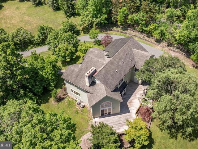 House for sale in Delaware, New Jersey