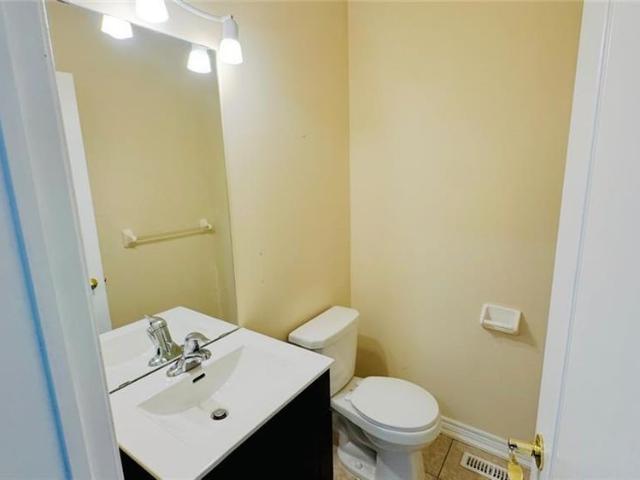 Townhouse for rent in Georgina, Ontario