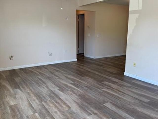 Condo for sale in Cliffwood, New Jersey