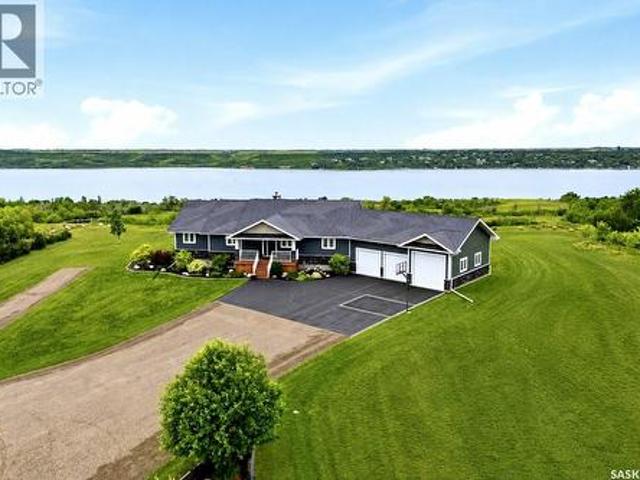 House for sale in Longlaketon, Saskatchewan