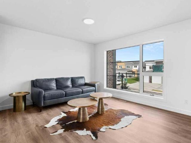 Townhouse for sale in Sylvan Lake, Alberta