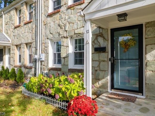 Townhouse for sale in Cranford, New Jersey