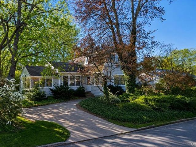 House for sale in Huntington, New York