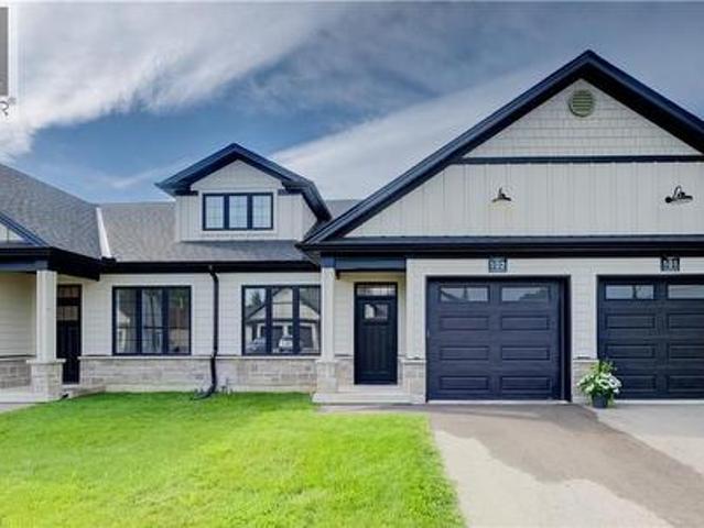 Townhouse for sale in Norwich, Ontario