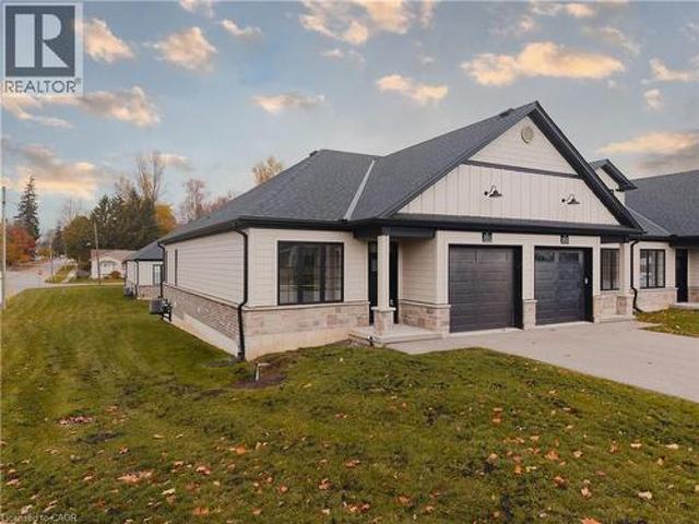 Townhouse for sale in Norwich, Ontario