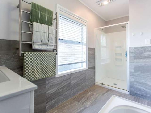 House for sale in Whangaparaoa