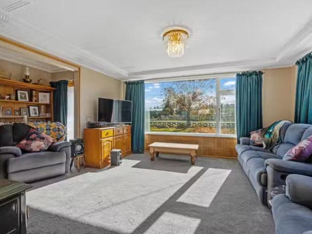 House for sale in Otakou