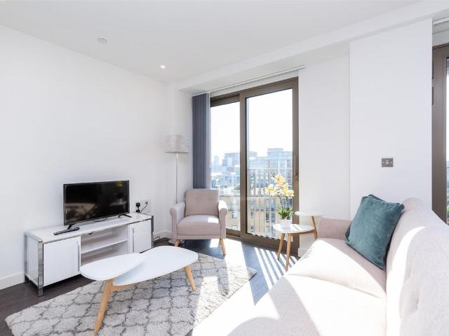 House for rent in Canning Town, Greater London