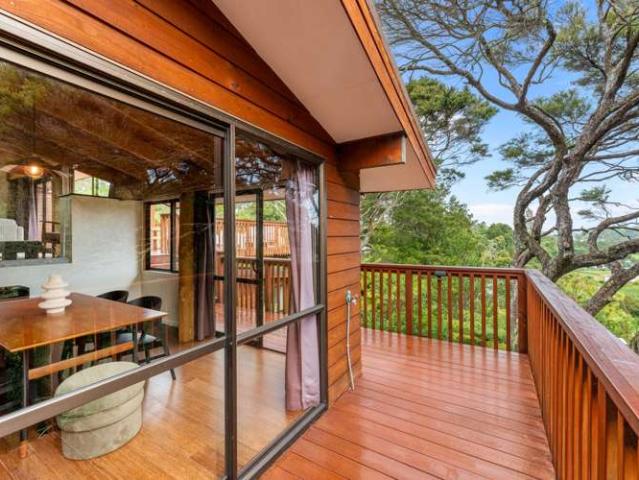 House for sale in Wairau Valley