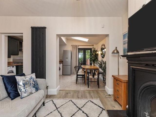 House for rent in Stranmillis, Northern Ireland