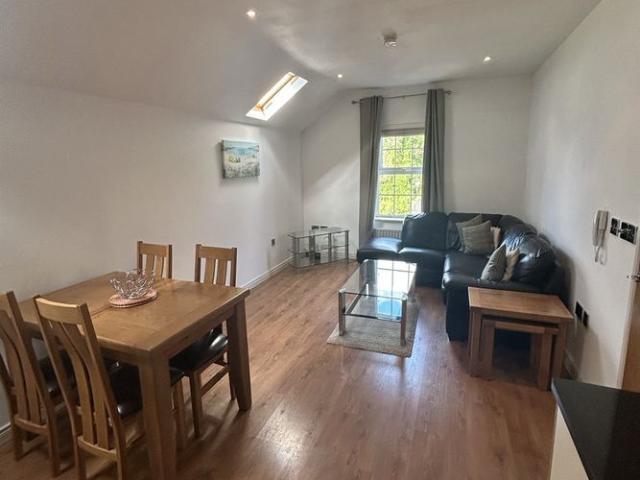 Apartment for rent in Dunmurry, Northern Ireland