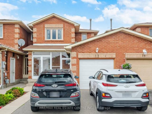 Townhouse for sale in Woburn, Ontario
