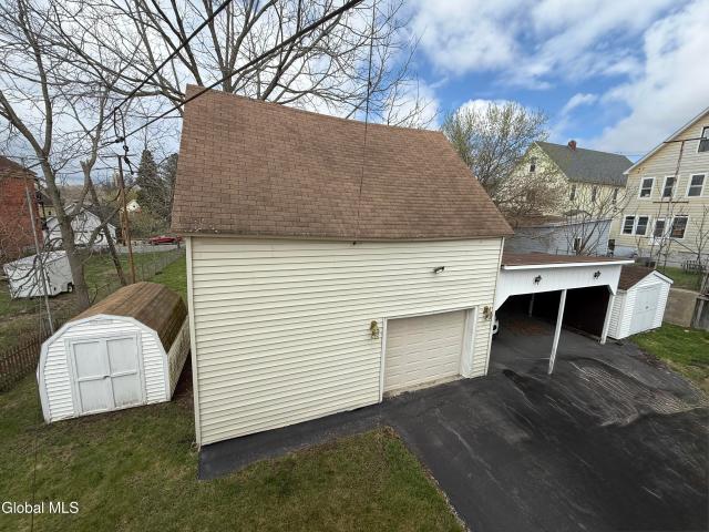 House for sale in Amsterdam, New York