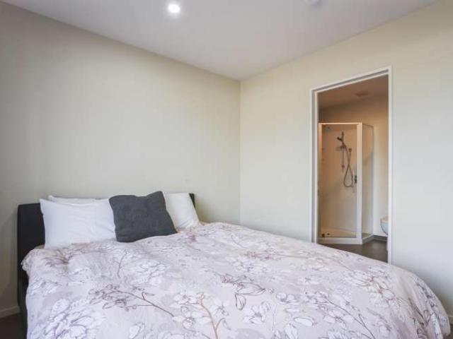 House for sale in Chaslands, Canterbury