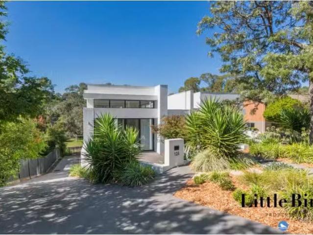 Condo for rent in Woden, Australian Capital Territory
