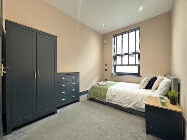 House for rent in Chatham Town Centre, Chatham